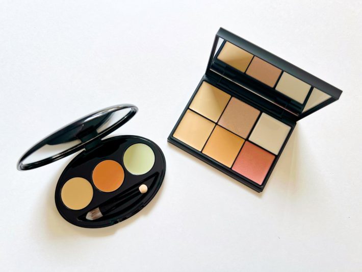 40代以降は2種類以上のコンシーラーを常備しておく