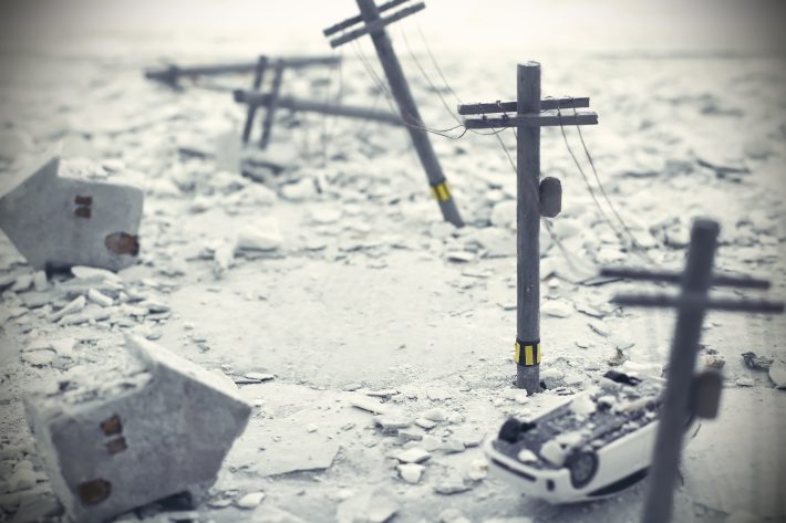 災害後の街のジオラマ風景のイメージ