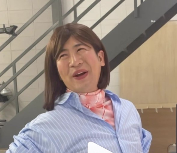 洋服における「女性らしさ」の表現で悩む人が多い理由。意外な人気芸人をヒントにしてみては？