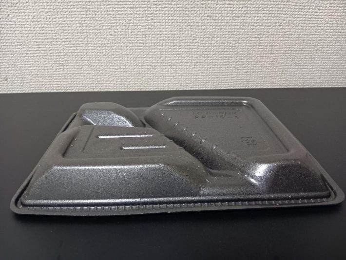 ファミマ弁当容器4