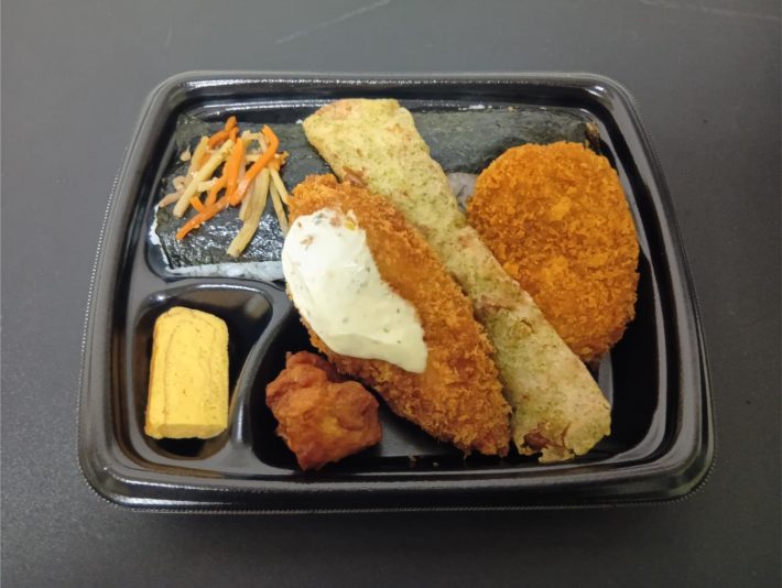 ローソン弁当正面2