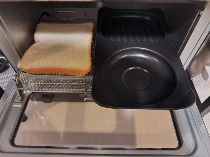 パンを焼くのと同時にプレートを使えないことが発覚