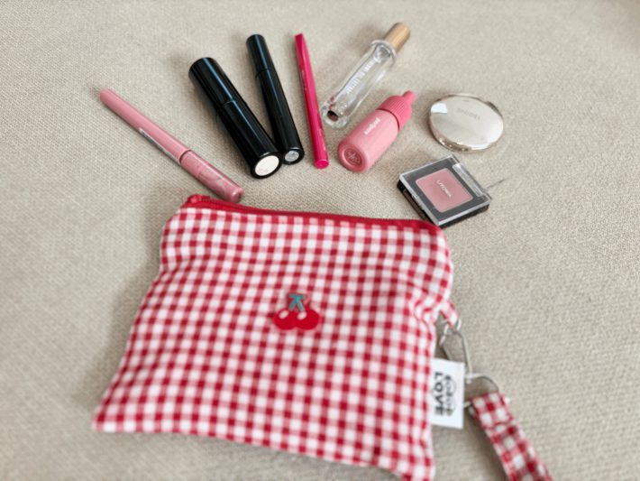 舞子さんのメイクポーチアフター