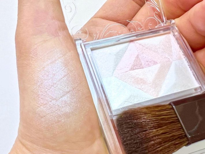 ツヤもさることながら、透明感が半端ない