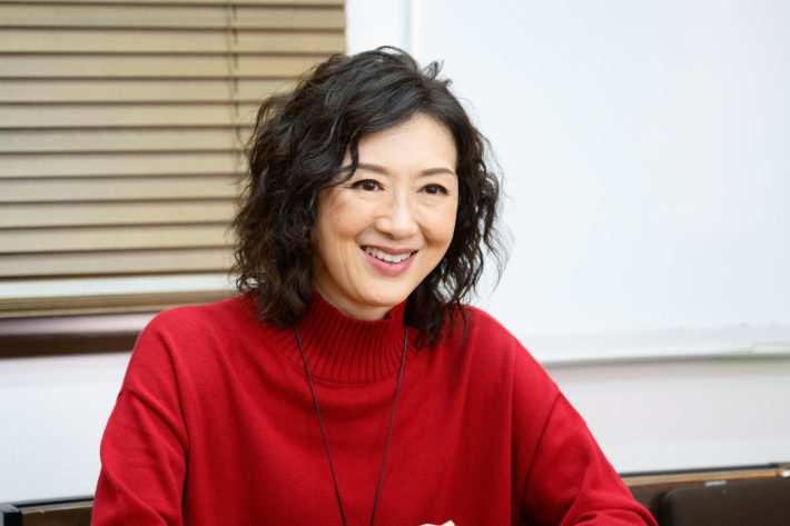 赤間麻里子さん