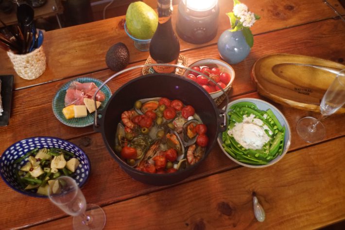 ワインで囲む食卓