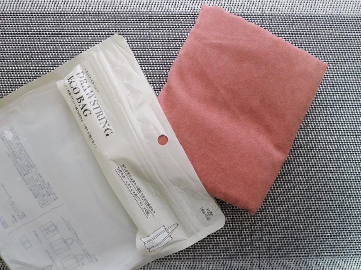 「ドロストエコバッグ」550円/税込