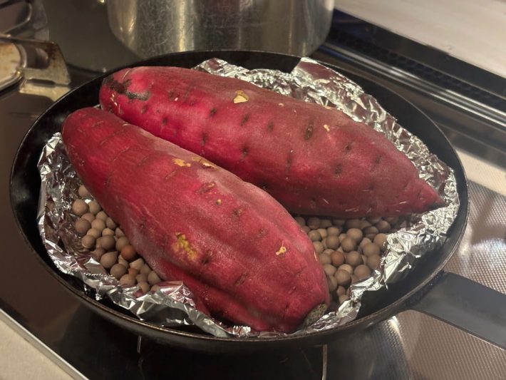 セラミックボールとサツマイモ