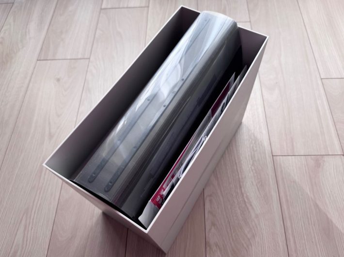 ドカッとまとめてファイルボックスに収納していた説明書や保証書類