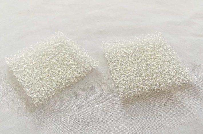 無印良品「携帯用発泡ウレタン石けん置き・取替用スポンジ」