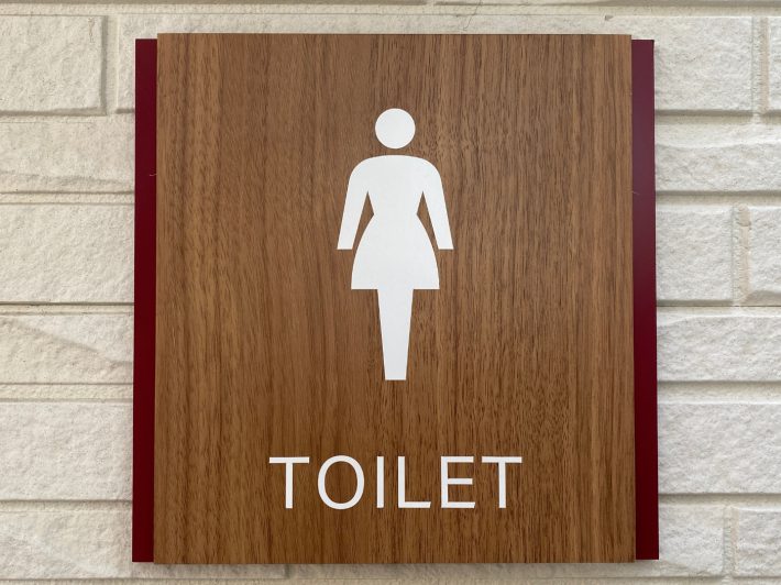 女子トイレ入り口