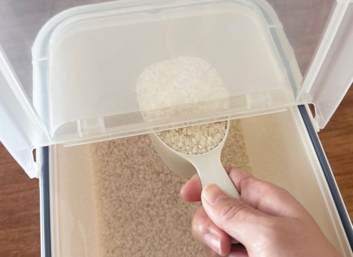 米をすくってすり切るだけでおしまい