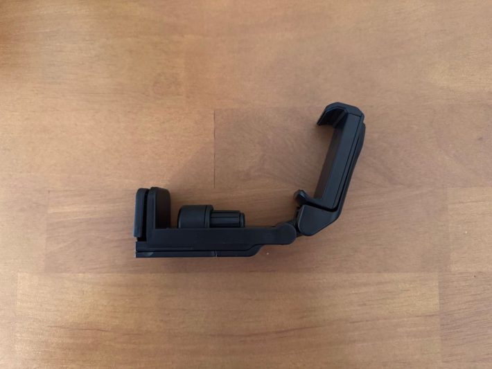 角度を変えるごとに衝撃音がする首部分