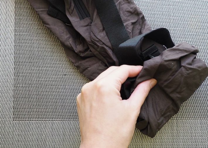 ダイソー　『Standard Products(スタンダードプロダクツ)』の折りたたみリュック