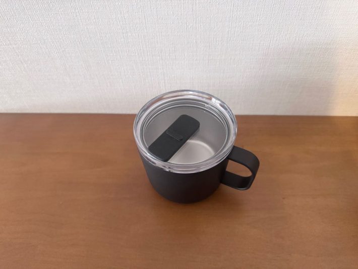 無印良品「目盛り付き　保温保冷　蓋付きマグカップ」