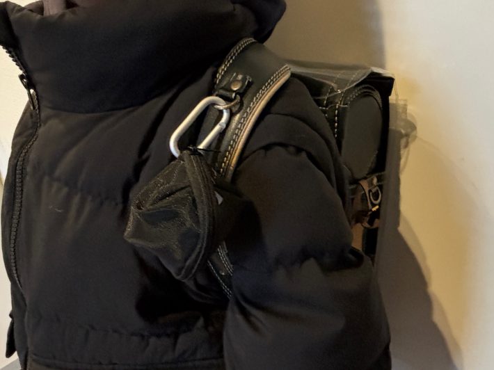 ナイロンメッシュコンパクトポーチ　590円（税込）