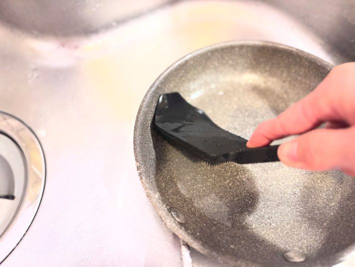 マグネットハンドル付きシリコーンスポンジ