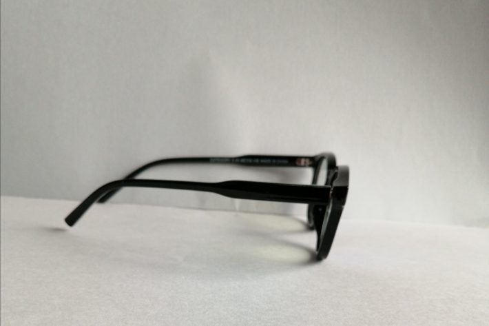 無印良品　商品名:サングラス