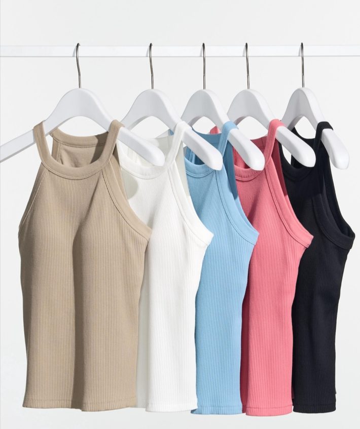 ホルターネックブラタンクトップ