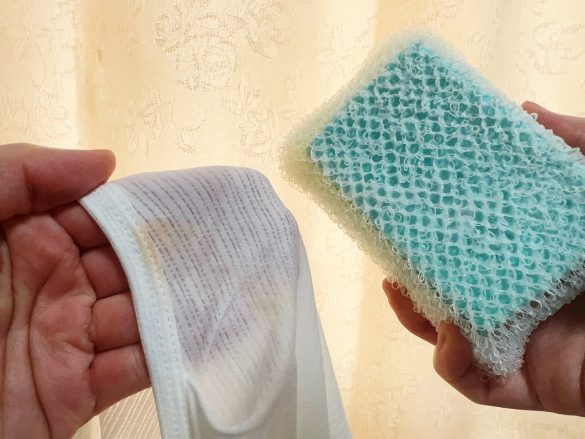ダイソーの「石けん用スポンジ」