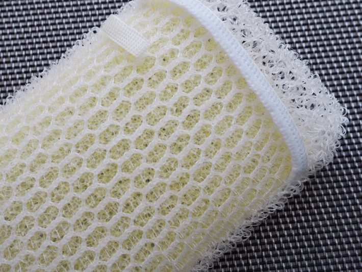 ダイソーの「石けん用スポンジ」