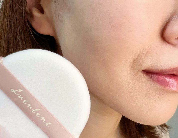 『ダイソー』「メイクアップパフ」：2個入り110円