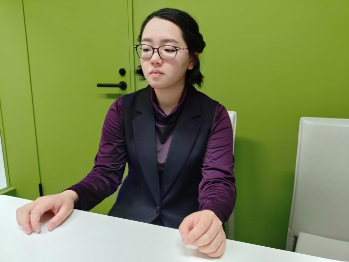 ピン芸人　きりさん