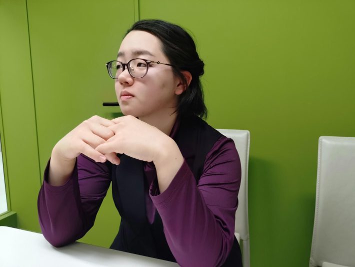 ピン芸人　きりさん