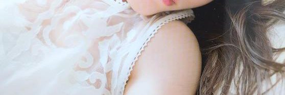 山木梨沙さん　写真集