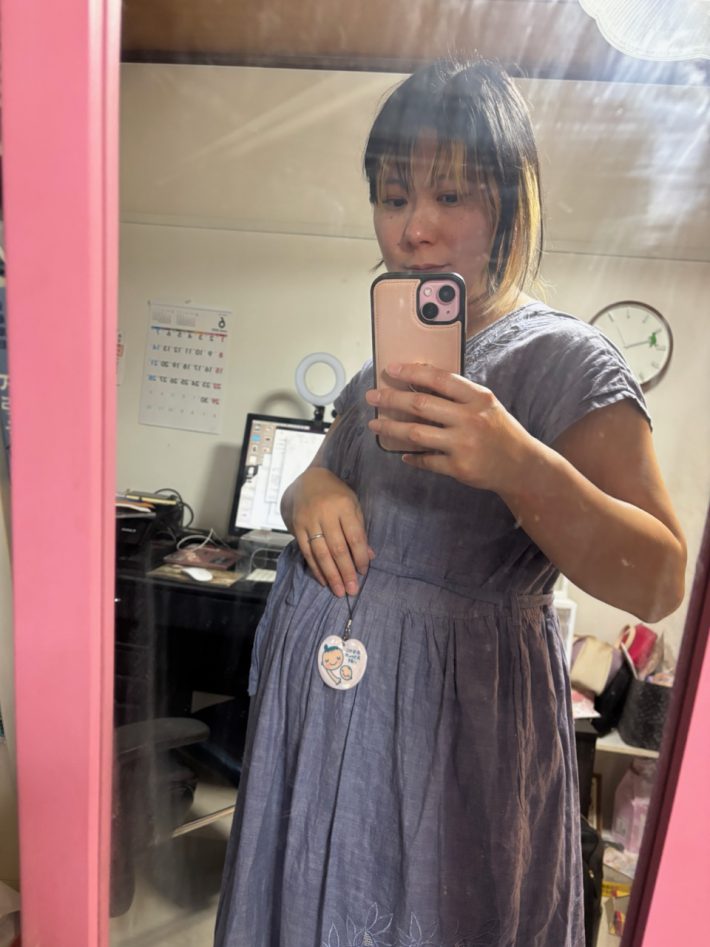 母が38年前に着ていたマタニティウェアを送ってもらった