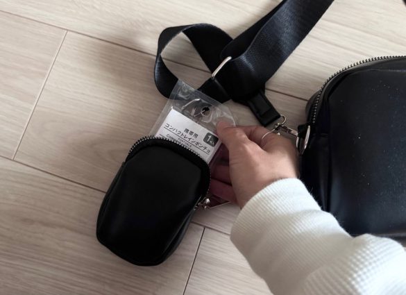 携帯用レインポンチョ