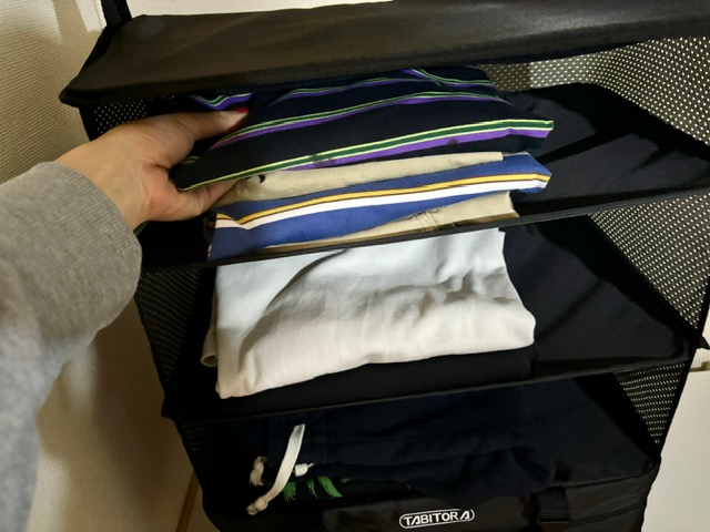 圧縮袋を使えば冬物でも収納可能