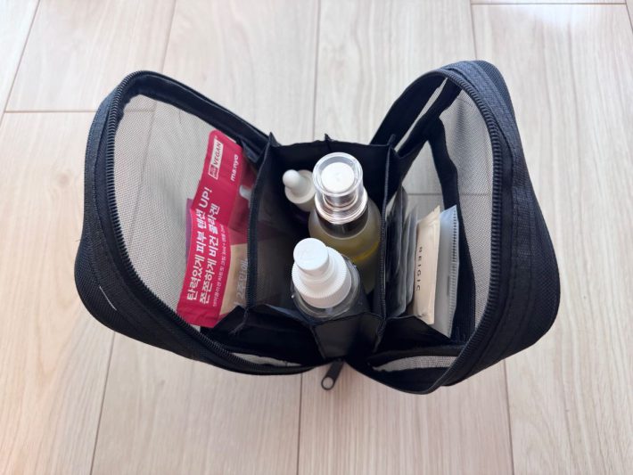 メッシュ 縦型ポーチ