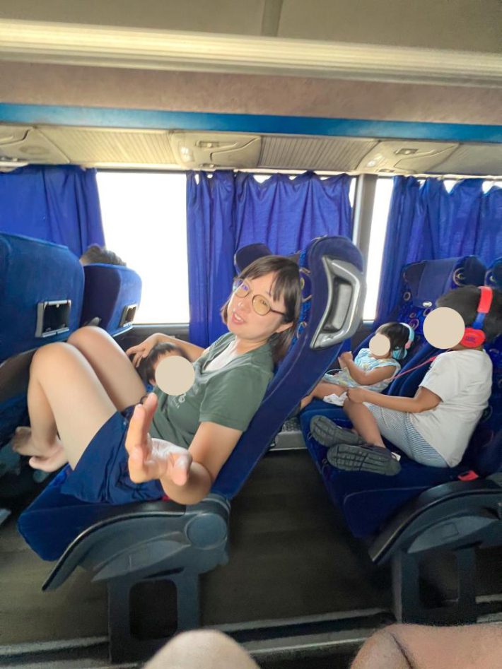 エジプトのバスにて