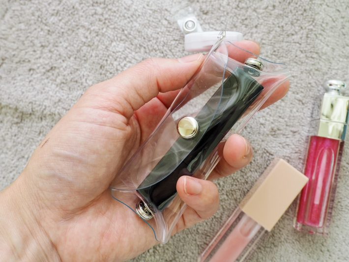 PVCリール付ストラップポーチSeria