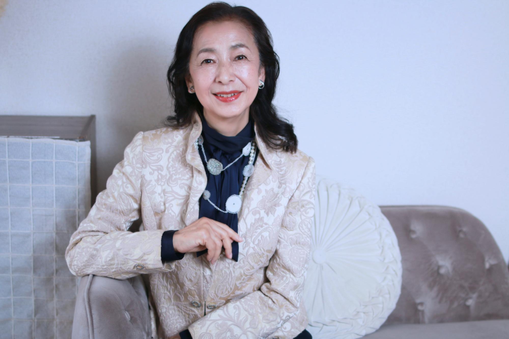 奔放な女”の虚像と名前を捨てた70歳女優—更年期を越えて見つけた“本当