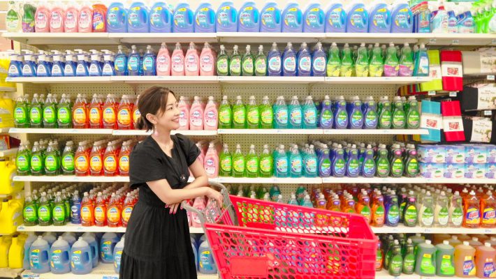 買い物中の大木さん