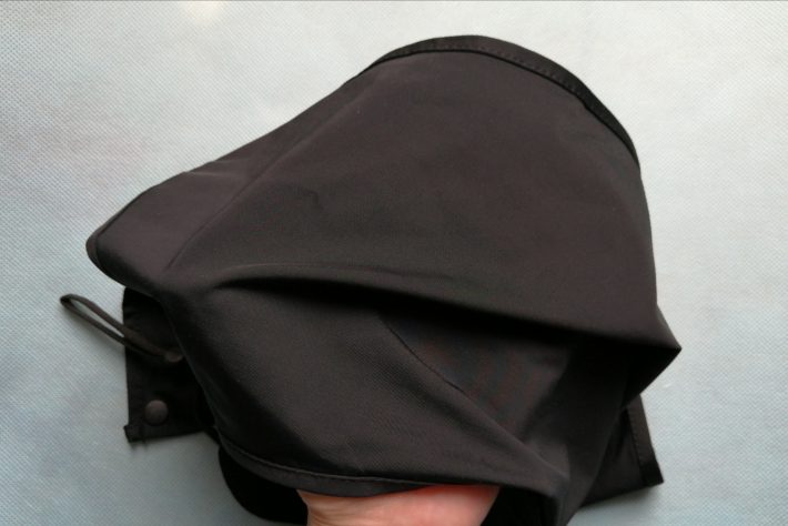 UV冷感フェイスカバー 3coins