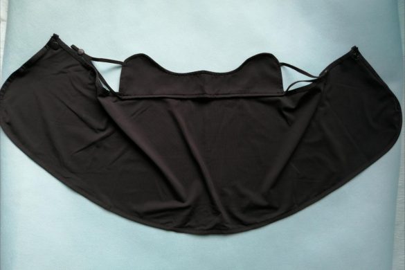 パッケージ開封！広げてみると形に大きな差が