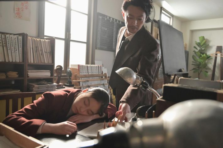 『あんぱん』の津田健次郎