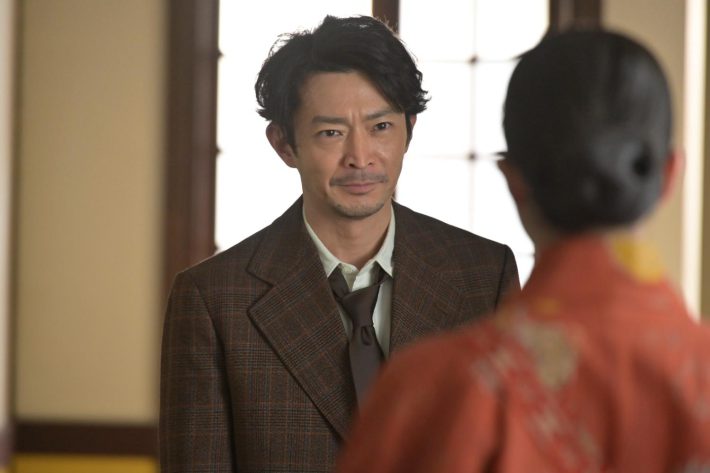 『あんぱん』の津田健次郎