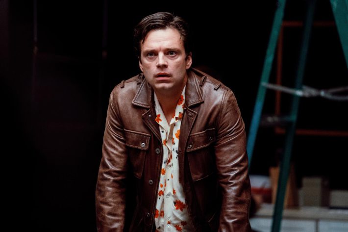 『顔を捨てた男』