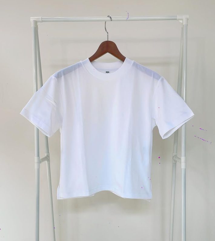 圧倒的軽量感！「ユニクロ」のエアリズムコットンT