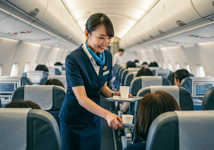 客室乗務員