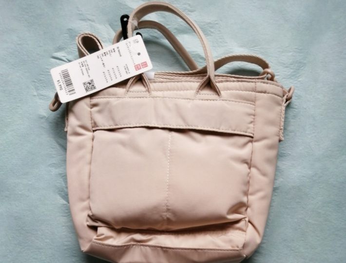 ユニクロミニバッグ