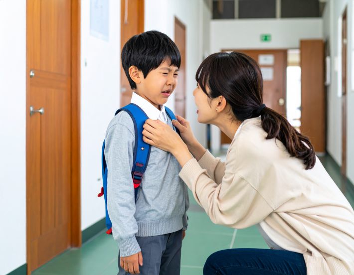学校　モンスターペアレントに絡まれる男児
