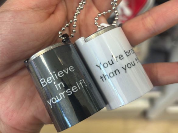 「100円玉コインケース」