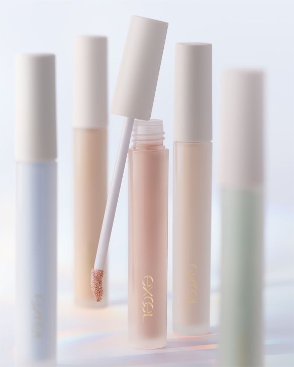 エクセル エシリアル セラムコンシーラー