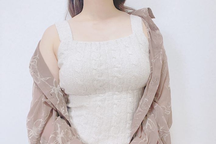 「コットン混もこもこニットブラタンクトップ　ケーブル柄」