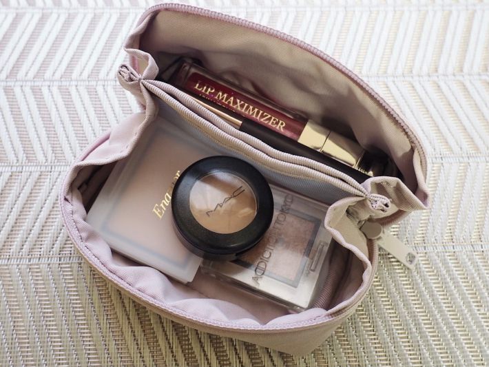 無印良品ポーチ